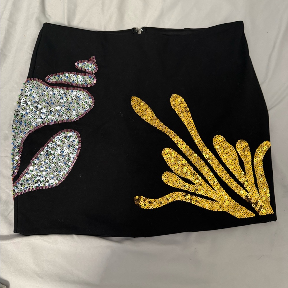 Forever 21 Black and Gold Sequin Mini Skirt
